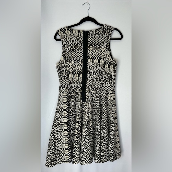 Cynthia Rowley Sleeveless Dress - Picture 4 of 5